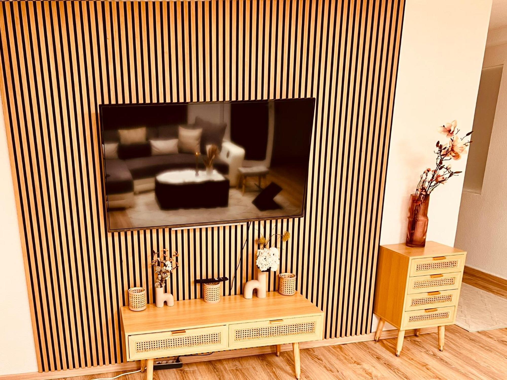 Cologne Luxe Living: Opulent Elegance Unleashed Leilighet Eksteriør bilde
